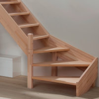 Escalier en bois Savoy 1/4 tournant avec rampe- tournant à gauche, épicéa massif, avec contremarches, - 280cm (14 marches)